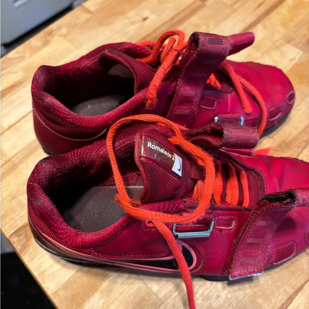 Nike Romaleos 2 Red weightlifting shoes - Picture 2 of 16